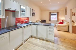 Host & Stay - Folkton Cottages - Scarborough - 2