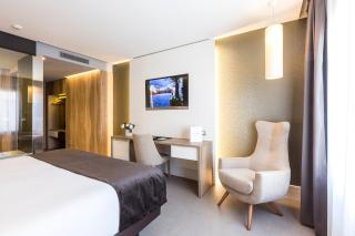 Hotel & Spa Ciudad de Binéfar - Binéfar - 9