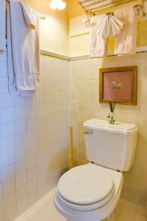 The Jabberwock Bed & Breakfast - Monterey - 7