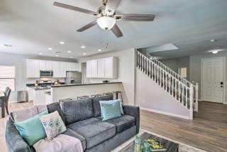 Game Room, Putting Green! Queen Creek Family Home - 3