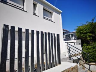 Maison contemporaine refaite à neuf - À 50M de l'océan - Ploemeur - 0