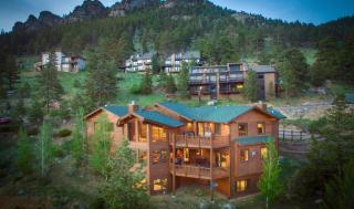 Elk Summit Vacation Home at Windcliff home - Estes Park - 0