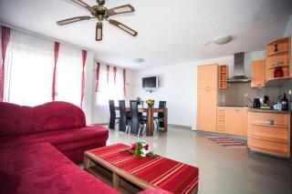 House Zaton (4141) - 4