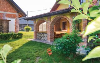 Three-Bedroom Holiday Home In Gradac - Gradac - 5