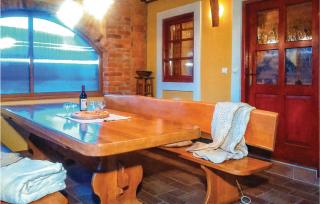 Three-Bedroom Holiday Home In Gradac - Gradac - 1
