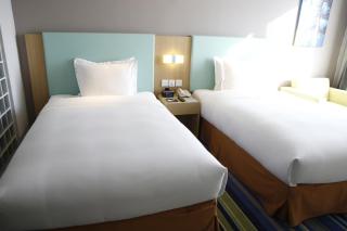 Holiday Inn Express Yingkou Onelong Plaza by IHG - 6
