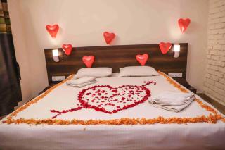 Hotel on the Rocks - Mahabaleshwar - 2