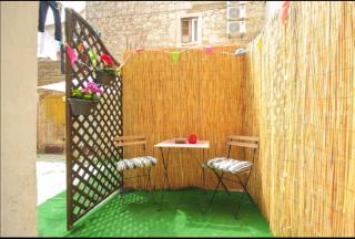 Fab 'n' Chic Apartments - 2