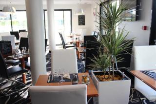 Kyriad Saint Quentin en Yvelines - Montigny - 2
