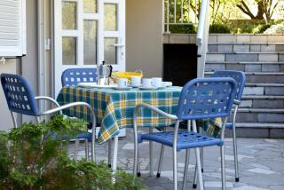 MiraMar Gardenn Apartmment - 4