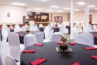 Ramada by Wyndham & Suites Warner Robins - Warner Robins - 3