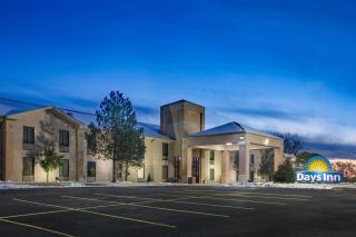 Days Inn & Suites by Wyndham Cuba - Cuba - 0