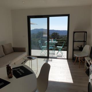 Villa L'Arbousier 4 pers piscine chauffée 2 min plage en voiture - 1