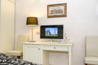 Relais Dei Mercanti B&B And Suites - Pisa - 4