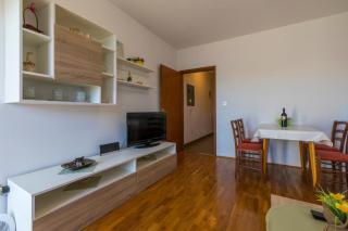Apartments in Crikvenica 41207 - 1