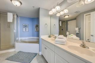 Majestic Beach Resort #1502-1 by Book That Condo - 8