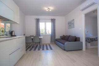 Apartments in Rogoznica 40364 - 0