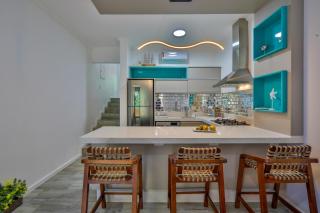 Fabuloso flat 243 Amarílis 2 piscinas climatizadas, SKY 170 canais carregador veiculo elétrico Riviera de São Lourenço, Bertioga Apartamento Duplex inteiro, cozinha equipada completa, serviço de praia, limpeza e trocas diária de toalhas, wi-fi 500mb - Riviera de São Lourenço - 5
