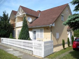 Apartments in Balatonkeresztur 37924 - Balatonkeresztúr - 8