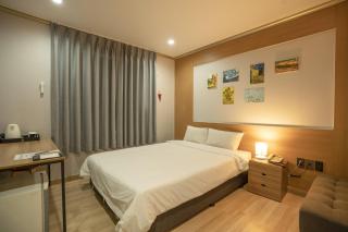 Jeju Stay Hotel - Jeju - 8