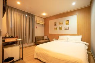 Jeju Stay Hotel - Jeju - 4