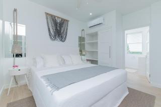 Garden Grove Villas - Saint James - 5