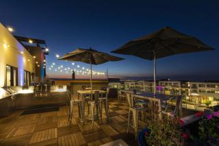 Luxury Condos at Anton Menlo w Pool & Amenities - 6
