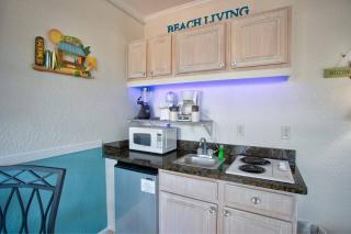 204 - Royal Orleans - St Pete Beach - 4