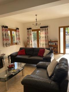 EPISKOPI VILLA, Luxury 4 Bedroom with Pool - Limassol - Limassol - 1