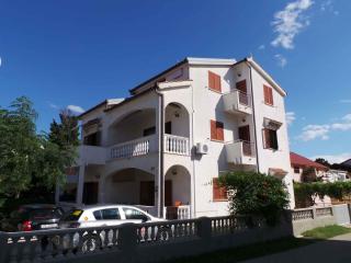Apartments in Sabunike/Zadar Riviera 7766 - Batalaži - 0