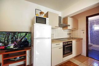 Apartments in Sabunike/Zadar Riviera 7812 - Nin - 4