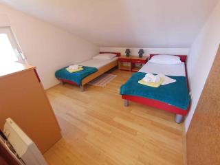 Apartments in Selce 13938 - 5
