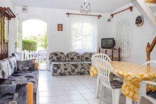 Holiday home in Balatonmariafürdo 35399 - Balatonmáriafürdő - 9
