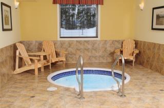 Trend Mountain Hotel & Conference Centre - Tumbler Ridge - 4