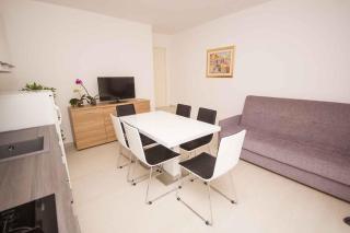 Apartments in Seget Donji 7429 - Trogir - 3