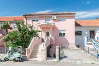 Two-Bedroom Apartment in Crikvenica XCVII - Crikvenica - 0
