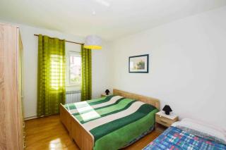 Apartment in Pula with Two-Bedrooms 3 - Pješčana Uvala - 7