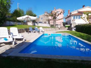 Holiday home in Motovun/Istrien 9999 - Brkač - 0