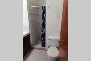 Bonita casa amueblada para 12 personas a 3 Kms del centro Cuernavaca - Cuernavaca - 2