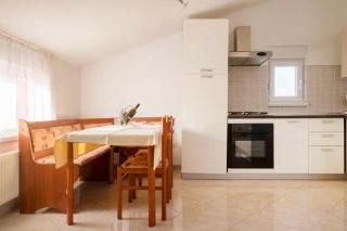 Apartment Pula 2 - Veli Vrh - 9