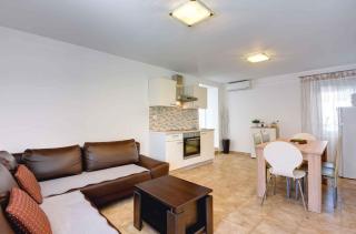 Holiday home in Pula/Istrien 11272 - Veli Vrh - 7