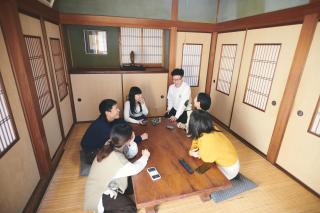 一棟貸自炊可-海辺の古民家で楽しむ昭和ライフ-熊野古道歩きの拠点に-Wi-Fi-駐車場2台無料 - Shimosato - 1