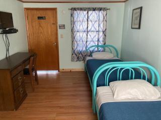 Hillside Motel - Lake George - 8