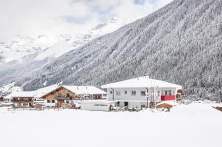 Conny's Apartments - Neustift im Stubaital - 9
