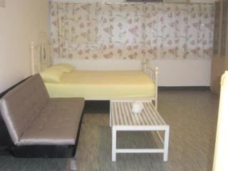 Room in Guest room - Chan Kim Don Mueang Guest House, located in Pak Kret - Thung Si Kan - 0