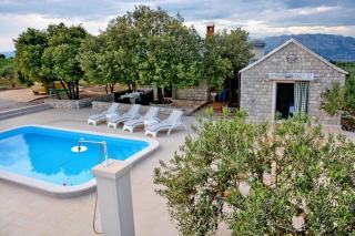 Holiday house in Pucišca with terrace, WiFi, washing machine (887-1) - Pučišća - 4