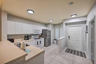 Quiet Lely Resort Condo with Pool - 2 Mi to Golf! - Naples - 2