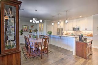 Modern OKC Retreat Half-Mile to Plaza District! - Oklahoma City - 5