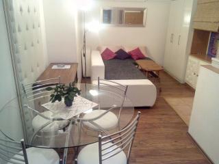 Collins Apartments - 2