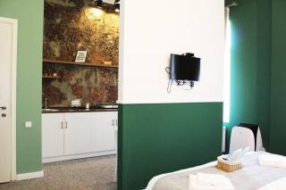 Green Studio near Freedom Square - 6